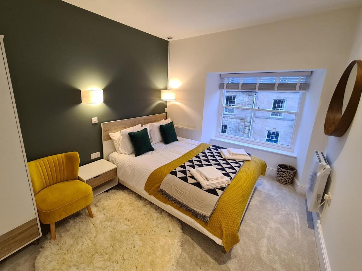 The Taylor Suite - Stunning 2-Ensuite Beds, Cathedral View Roof Garden Truro Exteriör bild
